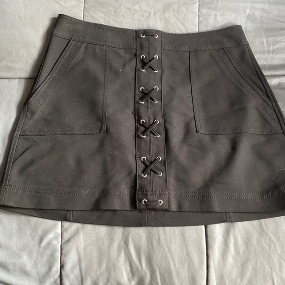 Express black lace up skirt - Picture 1 of 4